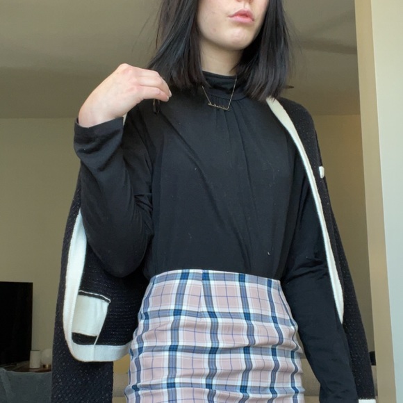 Classic Ann Taylor Cardigan - Picture 5 of 7